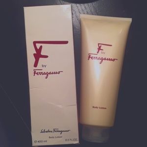 F by Ferragamo by Salvatore Ferragamo Body lotion